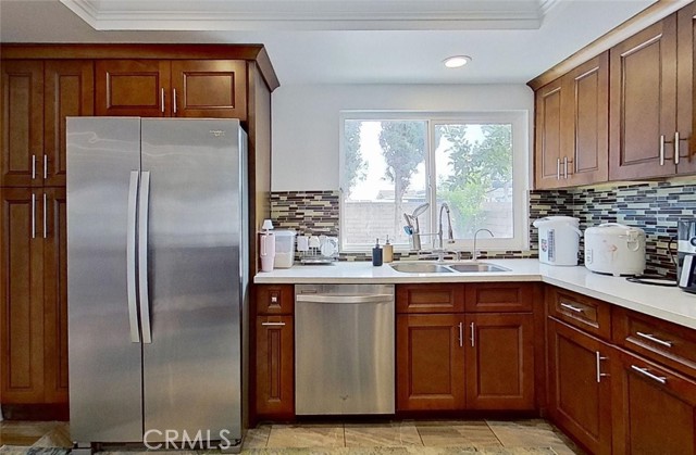 Detail Gallery Image 15 of 46 For 13122 Estes Cir, Westminster,  CA 92683 - 4 Beds | 3 Baths