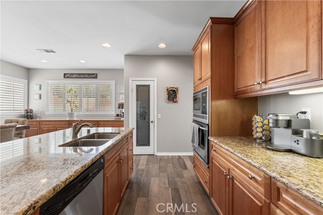 42639 Biscay, Lancaster CA: https://media.crmls.org/medias/8c3e4619-d2f2-4369-a6bf-95cb1e992ac9.jpg