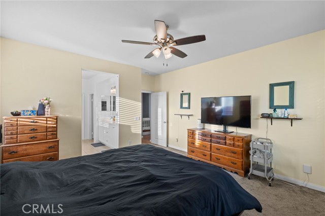 Detail Gallery Image 10 of 59 For 9705 Dutchman Peak, Bakersfield,  CA 93311 - 4 Beds | 3 Baths