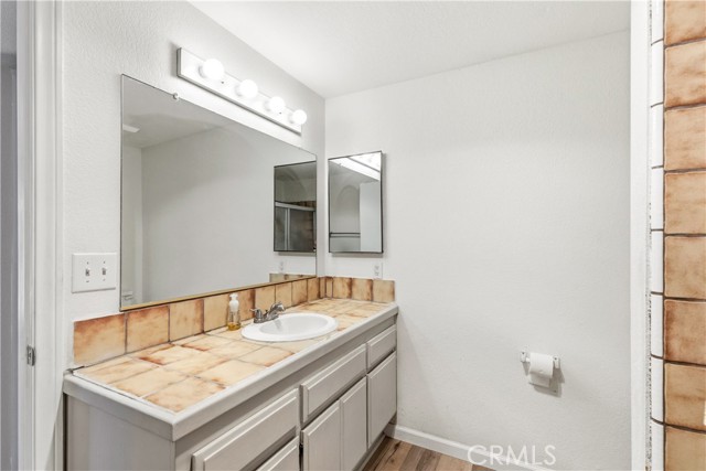 Detail Gallery Image 21 of 42 For 30619 Early Round Dr, Canyon Lake,  CA 92587 - 3 Beds | 2/1 Baths