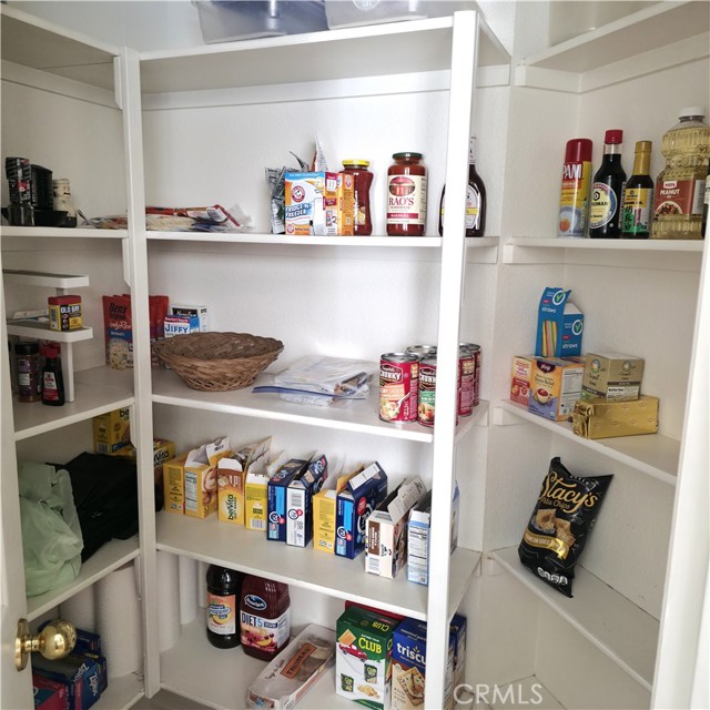 Detail Gallery Image 7 of 32 For 31935 Violet Dr, Winchester,  CA 92596 - 4 Beds | 3 Baths