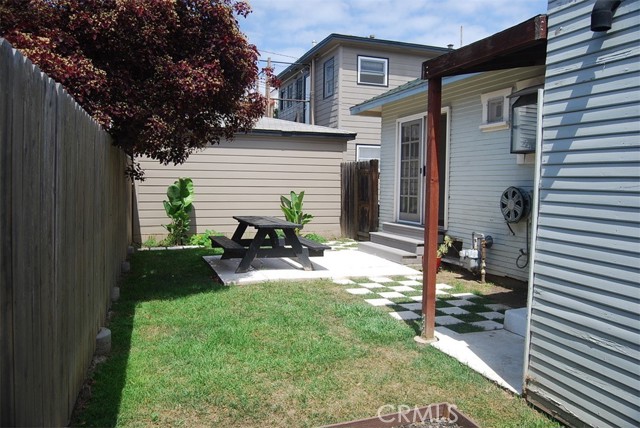 1734 E Florida Street, Long Beach CA: https://media.crmls.org/medias/8c3ed670-874f-4b9c-8ed1-be302f48b62e.jpg