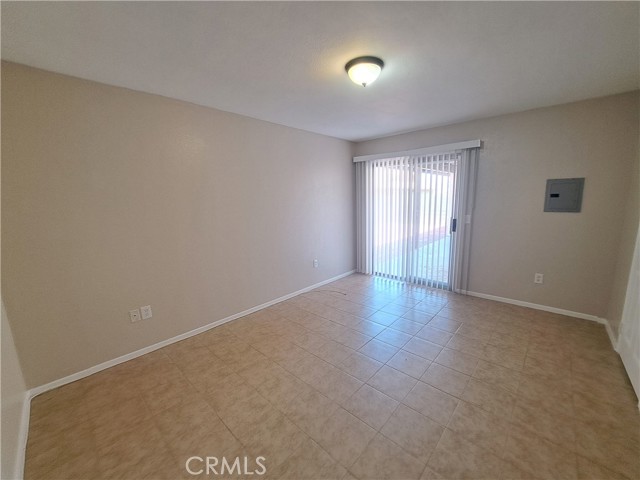 Detail Gallery Image 11 of 14 For 12222 Kiowa Rd #1,  Apple Valley,  CA 92308 - 2 Beds | 1 Baths