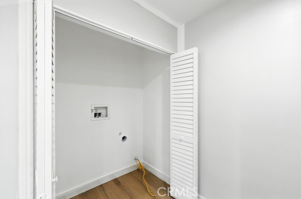 15605 Kervin Avenue, Paramount CA: https://media.crmls.org/medias/8c3f2e49-24e8-4041-b6a7-811b395d75a4.jpg
