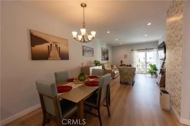 Detail Gallery Image 5 of 17 For 5500 Torrance Blvd #A211,  Torrance,  CA 90503 - 3 Beds | 2 Baths