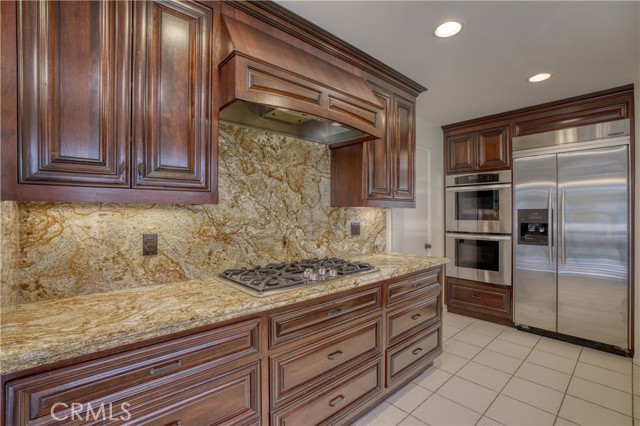 Detail Gallery Image 14 of 29 For 19946 Turnberry, Tarzana,  CA 91356 - 4 Beds | 2/1 Baths