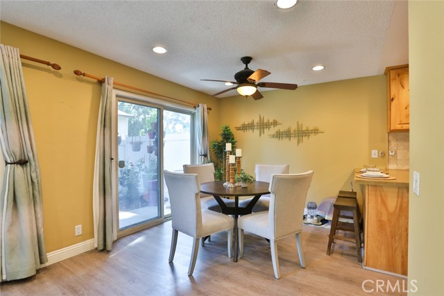 Detail Gallery Image 16 of 59 For 840 E Sycamore Dr, Azusa,  CA 91702 - 4 Beds | 2/1 Baths