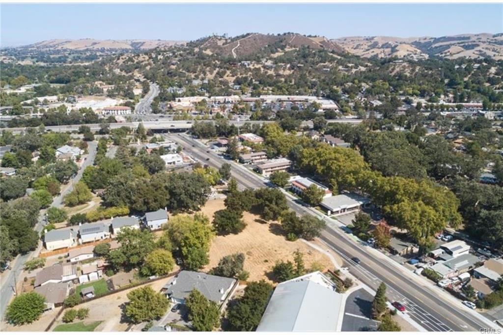 6600 Morro Road, Atascadero, California 93422, ,Commercial Lease,For Rent,6600 Morro Road,CRNS24057999