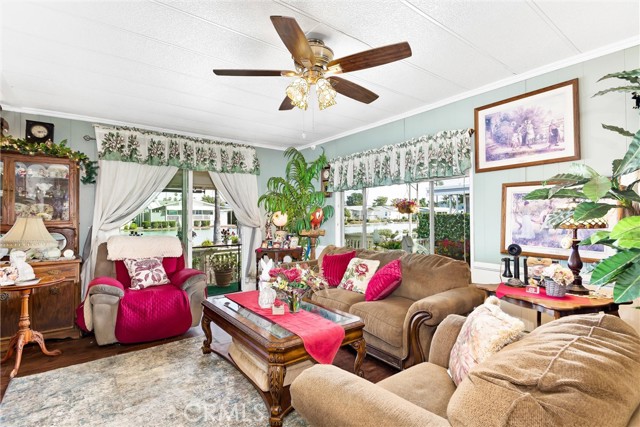 Detail Gallery Image 8 of 41 For 5001 W Florida Ave #81,  Hemet,  CA 92545 - 2 Beds | 2 Baths