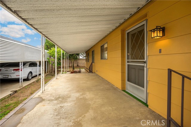 2240 Lake Glen Dr, La Habra CA: https://media.crmls.org/medias/8c414be4-6da2-48e8-bd16-dd5f6e9715a5.jpg