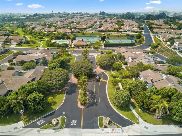 8c417e67 C623 4d30 8779 Bd8b6f75127c