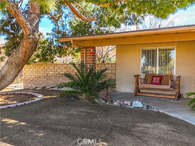 Detail Gallery Image 3 of 70 For 57885 El Dorado Dr, Yucca Valley,  CA 92284 - 5 Beds | 3 Baths