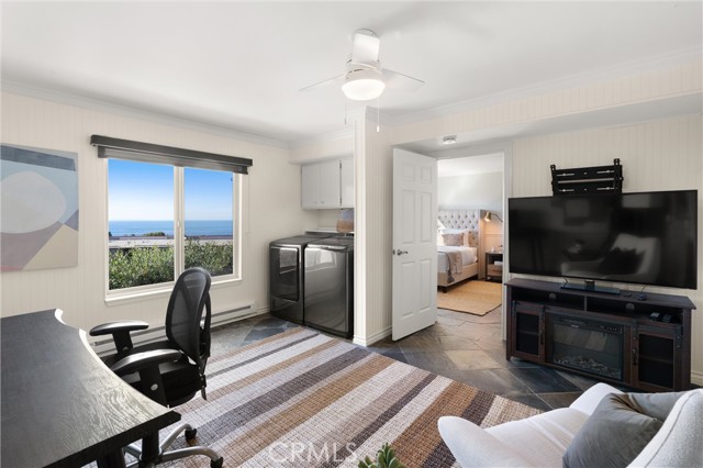 19 Coraltree Lane, Rolling Hills Estates CA: https://media.crmls.org/medias/8c4279e9-0a61-4b23-b39e-1ff76af7b046.jpg