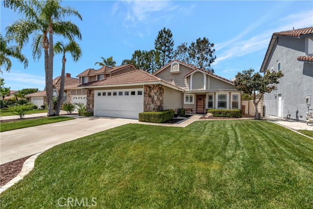 Image 2 for 259 S Raspberry Ln, Anaheim Hills, CA 92808