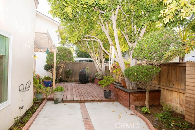 Detail Gallery Image 34 of 38 For 42 Almond Tree Ln, Irvine,  CA 92612 - 3 Beds | 2 Baths