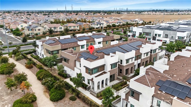 Detail Gallery Image 7 of 28 For 3520 E Peckham Paseo #6,  Ontario,  CA 91761 - 3 Beds | 3 Baths