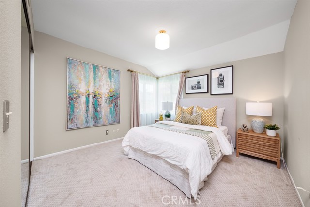 6691 E Smokewood Circle, Anaheim CA: https://media.crmls.org/medias/8c43b2f4-9022-49b3-92d6-b28905582061.jpg