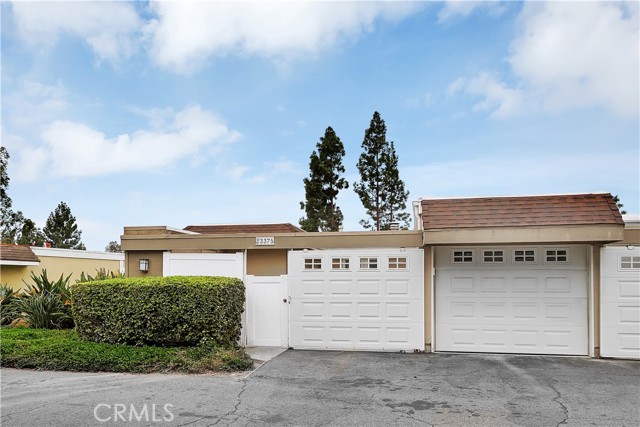 Detail Gallery Image 1 of 30 For 23375 Caminito Telmo #179,  Laguna Hills,  CA 92653 - 3 Beds | 2 Baths