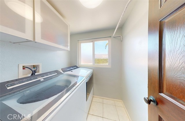 Detail Gallery Image 31 of 71 For 8492 Spring Cir, Huntington Beach,  CA 92646 - 4 Beds | 2/1 Baths