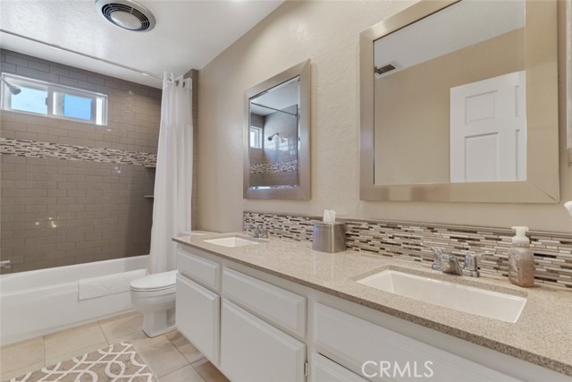 Detail Gallery Image 32 of 49 For 2707 Bitternut Cir, Simi Valley,  CA 93065 - 4 Beds | 3 Baths