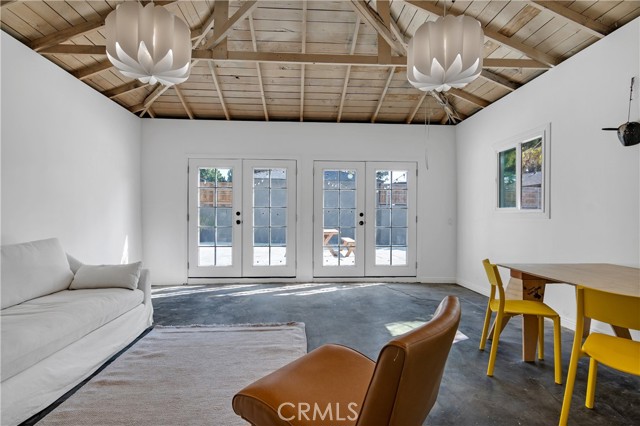 3780 Beethoven Street, Los Angeles CA: https://media.crmls.org/medias/8c47bebd-8f49-435c-9b64-bb22ef544c66.jpg