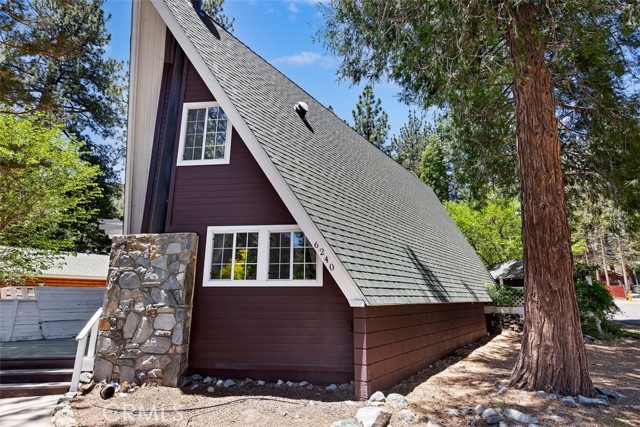 Image 2 for 6240 Penguin Ln, Wrightwood, CA 92397