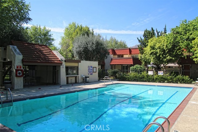 Detail Gallery Image 60 of 60 For 22218 Germain St #2,  Chatsworth,  CA 91311 - 4 Beds | 2/1 Baths