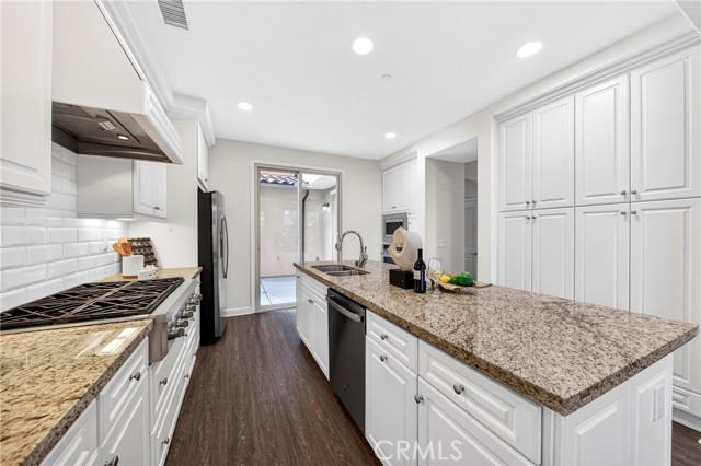 Detail Gallery Image 21 of 54 For 14835 Crystal View, Chino Hills,  CA 91709 - 3 Beds | 3/1 Baths