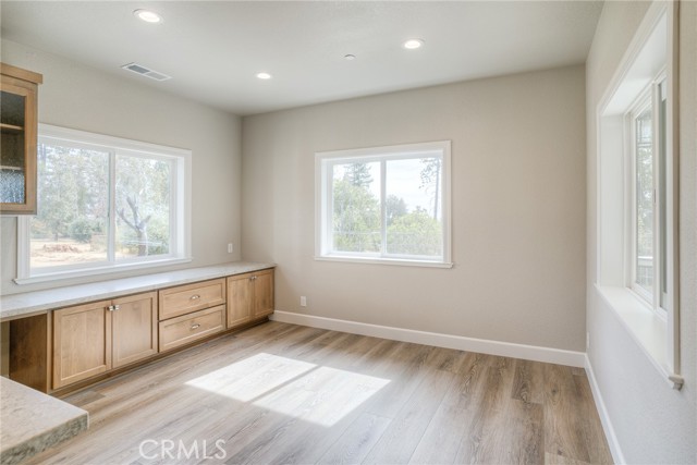 Detail Gallery Image 10 of 43 For 1906 Crandall Way, Paradise,  CA 95969 - 2 Beds | 2 Baths