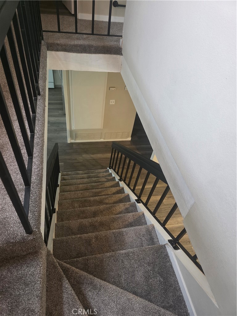 https://media.crmls.org/medias/8c49c076-f6be-47b0-81f9-7471c1aa0732.jpg?preset=X-Large