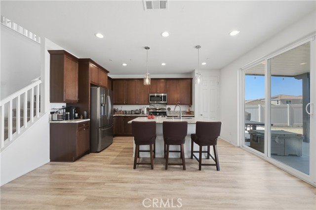 Detail Gallery Image 10 of 39 For 30812 Mossy Bend, Murrieta,  CA 92563 - 4 Beds | 3 Baths