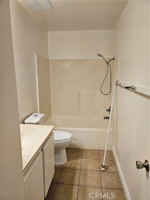 12621 Adelle Street, Garden Grove CA: https://media.crmls.org/medias/8c4cac67-496a-493c-84b5-3c61880d7036.jpg