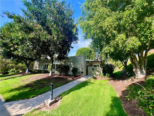 3001 Via Buena Vista, Laguna Woods CA: https://media.crmls.org/medias/8c4d6a2e-506a-446e-ab8c-76d4ebb4640b.jpg