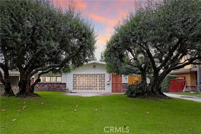 Front Image Thumbnail for CRDW26052258