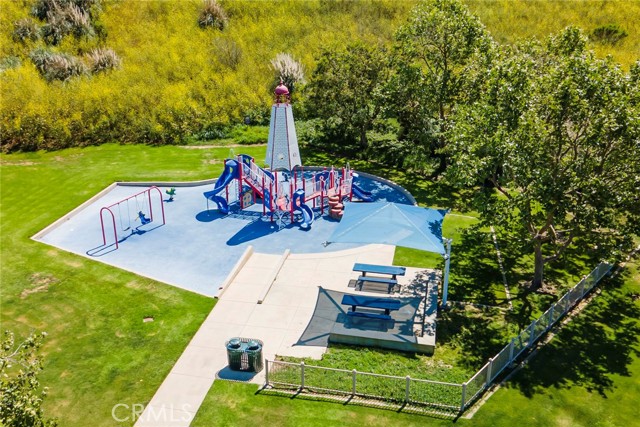 Image 56 of 63 For 3 Taylor Place