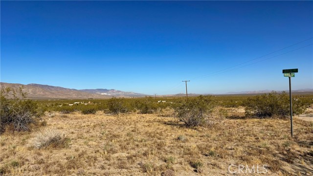 Detail Gallery Image 6 of 12 For 702 Bell Rd, Johnson Valley,  CA 92285 - – Beds | – Baths