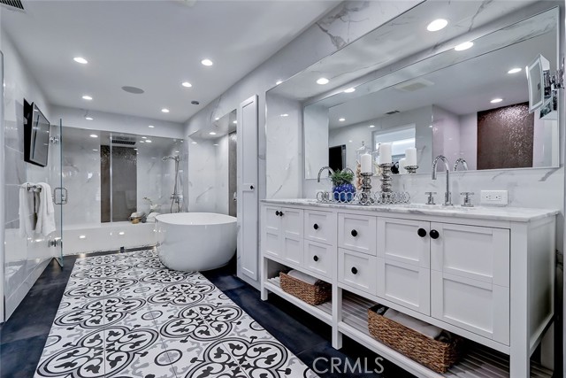 441 Avenue E, Redondo Beach, California 90277, 5 Bedrooms Bedrooms, ,4 BathroomsBathrooms,Residential,Sold,Avenue E,SB22100655
