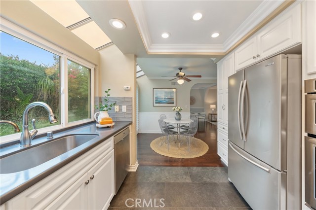 21590 Via Pepita, Yorba Linda CA: https://media.crmls.org/medias/8c4eb07b-93b4-4c47-a83c-265e1606284f.jpg