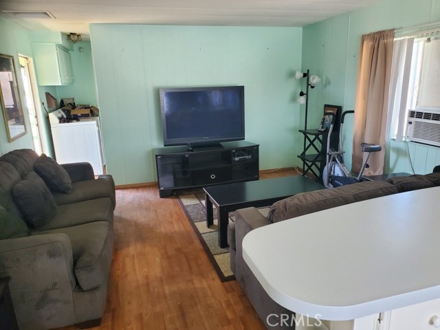 1349 W 135 th Street, Gardena CA: https://media.crmls.org/medias/8c4f644e-b1b8-437f-b52b-2ac7ad4d5ed0.jpg