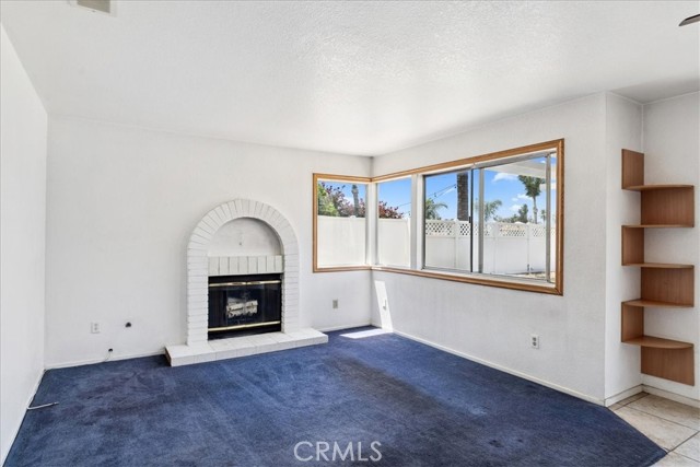 7524 Sunny Ridge, Highland CA: https://media.crmls.org/medias/8c4fd33c-2aa1-4ac0-a10f-3bb0083fa05f.jpg
