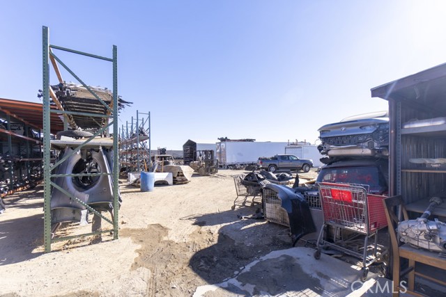 42052 3rd Street, Lancaster, California 93535, ,Commercial Lease,For Rent,42052 3rd Street,CRBB24251746