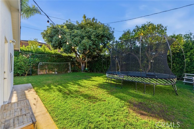 Detail Gallery Image 20 of 22 For 285 Sierks Street, Costa Mesa,  CA 92627 - 5 Beds | 3 Baths