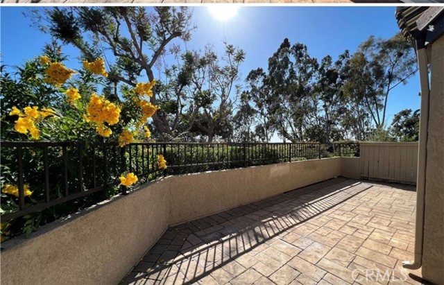 193 Stanford Court, Irvine CA: https://media.crmls.org/medias/8c513437-f262-42fe-a7e8-a2bc5b8452d3.jpg