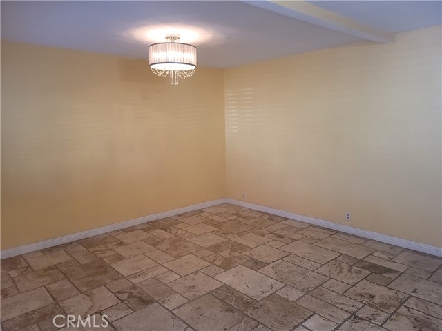 Detail Gallery Image 3 of 40 For 7214 Luxor St, Downey,  CA 90241 - 3 Beds | 2 Baths