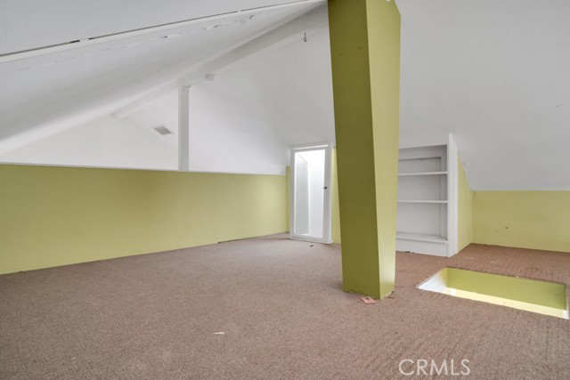 2052 N Alvarado N Street, Los Angeles CA: https://media.crmls.org/medias/8c5142fc-05ea-475b-9e95-bce4b85a8946.jpg