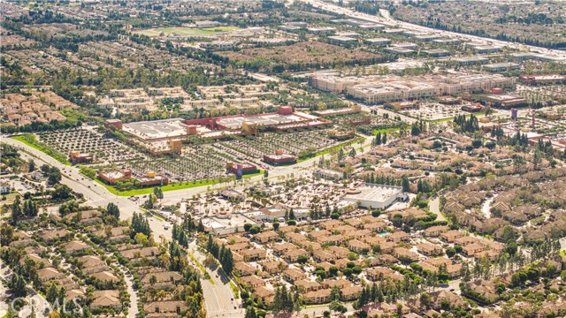 Detail Gallery Image 37 of 38 For 13050 Arborwalk Ln, Tustin,  CA 92782 - 3 Beds | 2/1 Baths