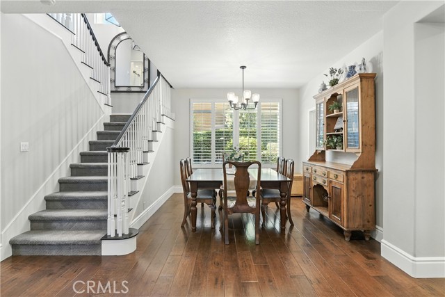 Detail Gallery Image 11 of 63 For 4304 Timberdale Rd, Moorpark,  CA 93021 - 4 Beds | 2/1 Baths