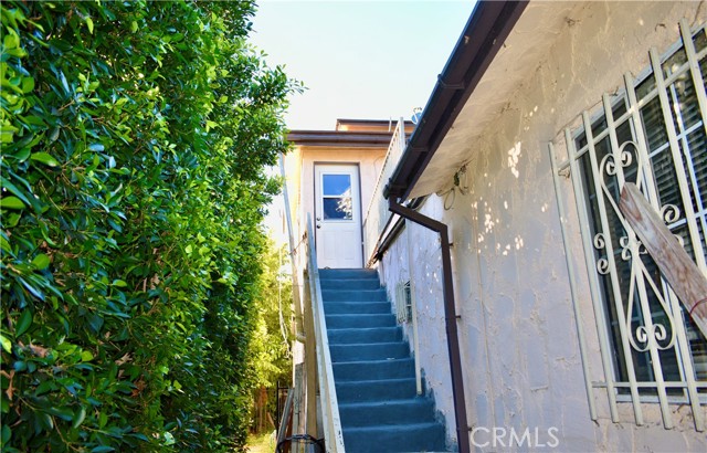 Image 9 of 12 For 2919 Palm Grove Avenue