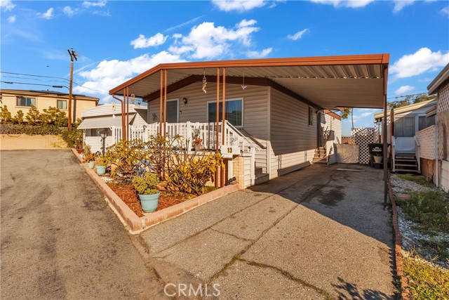 Detail Gallery Image 4 of 37 For 2550 Pacific Coast Highway #13,  Torrance,  CA 90505 - 2 Beds | 2 Baths