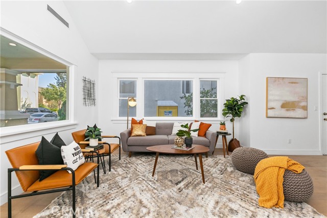365 Coronado Avenue #2, Long Beach, CA, 90814 365 Coronado Avenue #2, Long Beach, CA, 90814